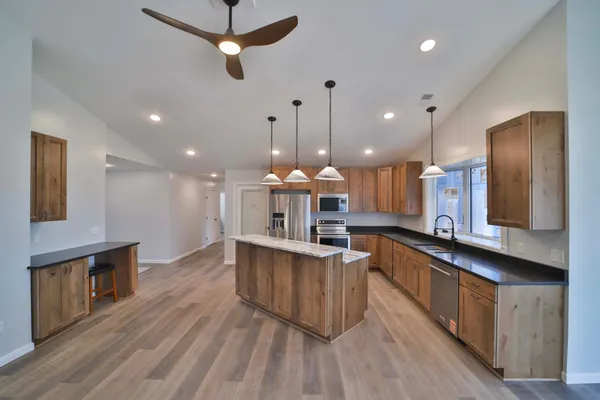 $689,900 | 16 Deblock Lane, Crosby, MN 56441