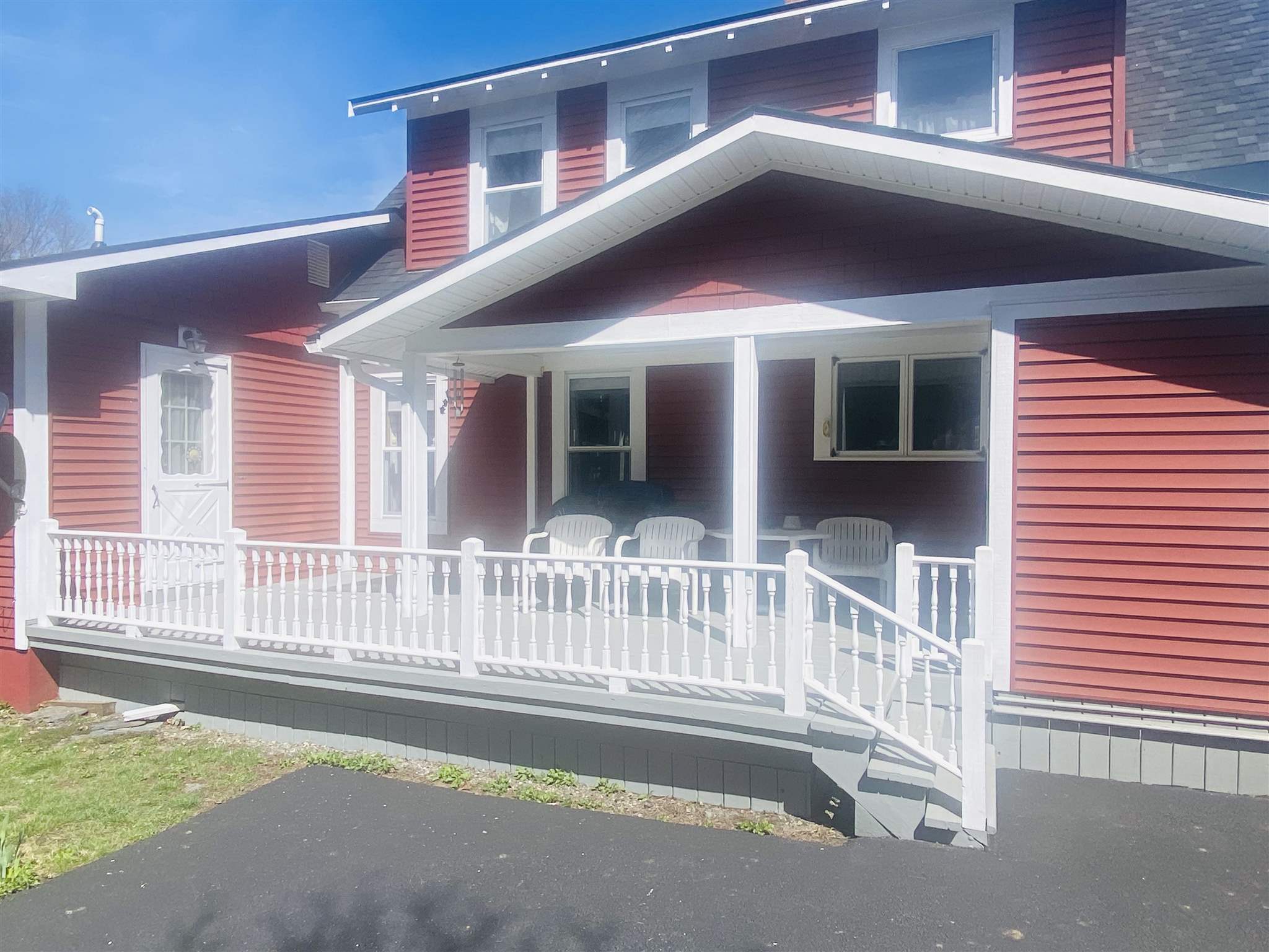 165 Beach Street Derby Line, VT 05830 - Photo 4 of 28 Gallery Image 4