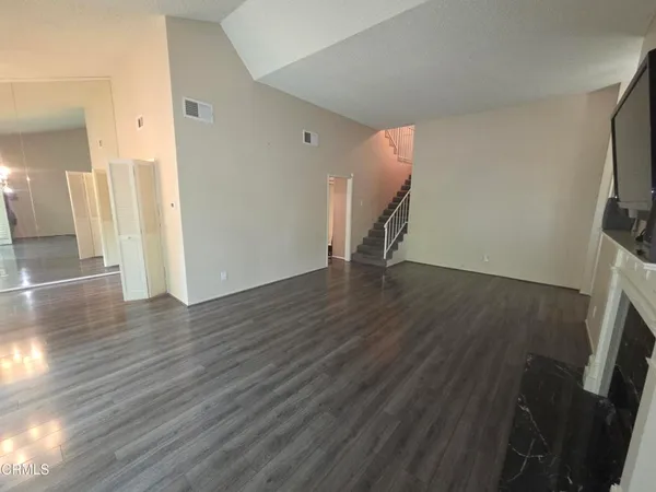 $4,800 | 204 Cordova Street, Pasadena, CA 91101