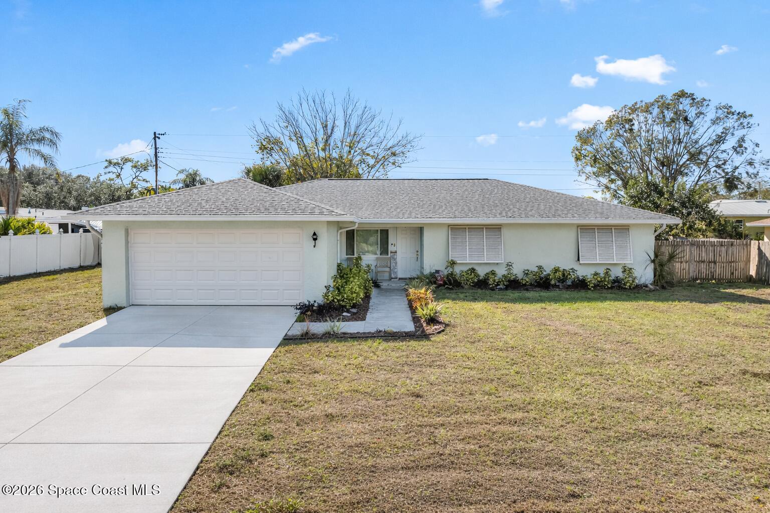 305 Edgewood Drive Melbourne, FL 32901 - Photo 1 of 34 305 edgewood 1
