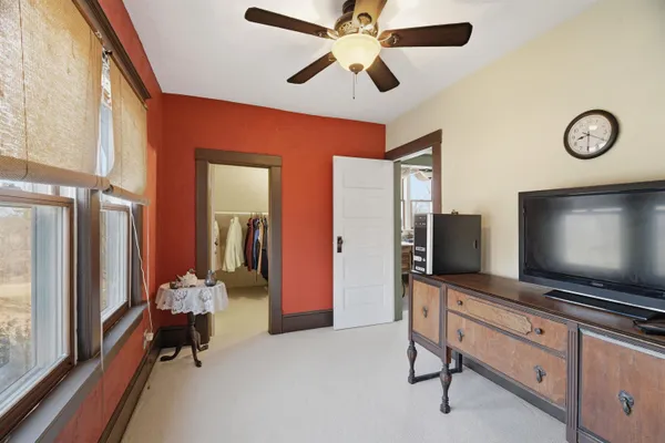 $425,000 | N3512 County Rd D, New London, WI 54961