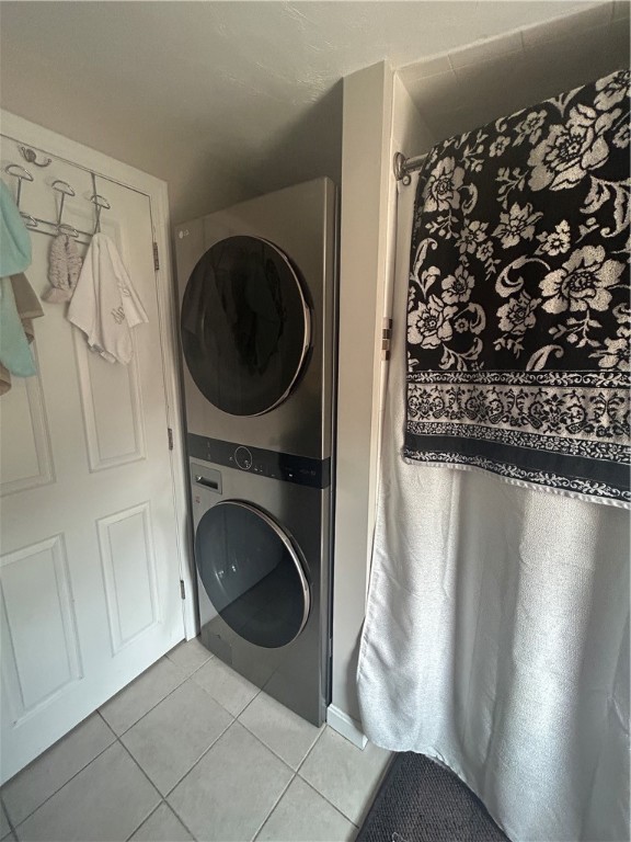 1 Holly Street East Providence, RI 02915 - Photo 8 of 22