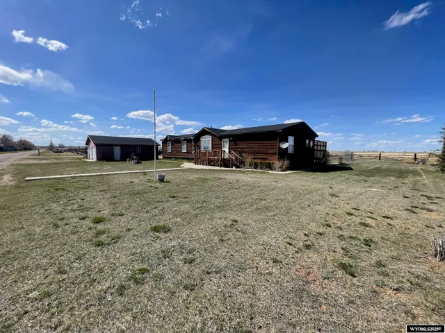 $250,000 | 621 Snyder Avenue, Rock River, WY 82083