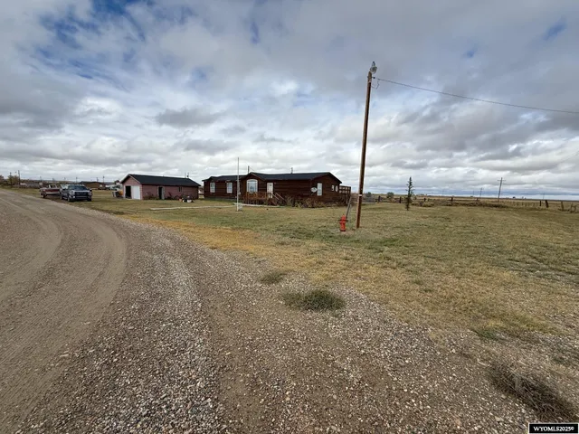 $250,000 | 621 Snyder Avenue, Rock River, WY 82083