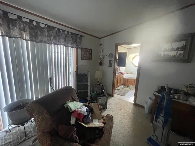 $250,000 | 621 Snyder Avenue, Rock River, WY 82083