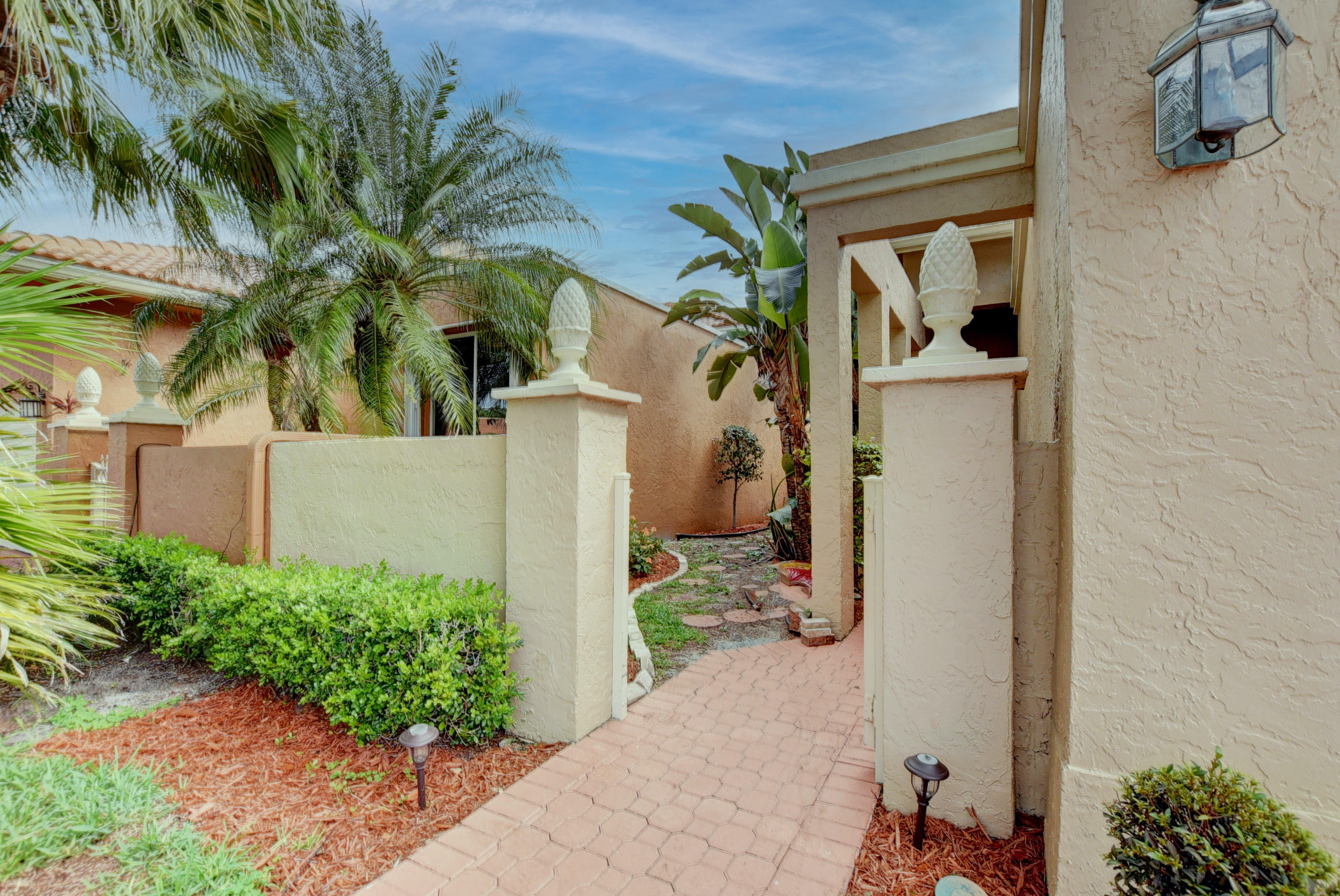 17240 Hampton Boulevard Boca Raton, FL 33496 - Photo 2 of 57 03_03_ebf_0706and4more