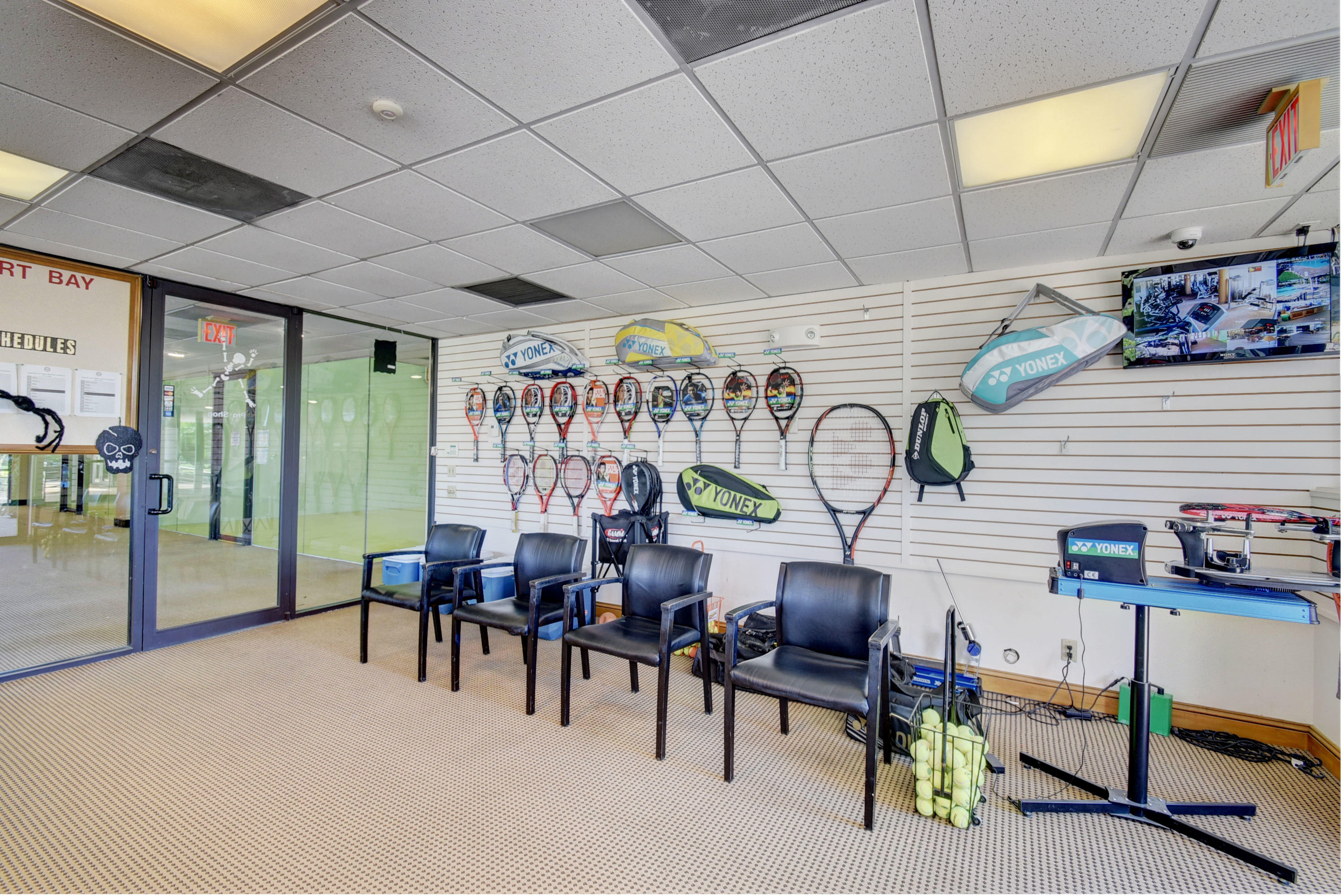 17240 Hampton Boulevard Boca Raton, FL 33496 - Photo 48 of 57 52_54_newport bay (17)