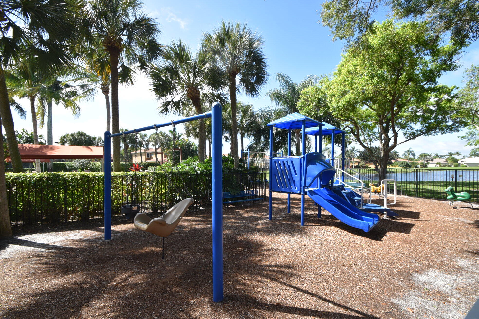 17240 Hampton Boulevard Boca Raton, FL 33496 - Photo 51 of 57 55_57_newport bay (20)