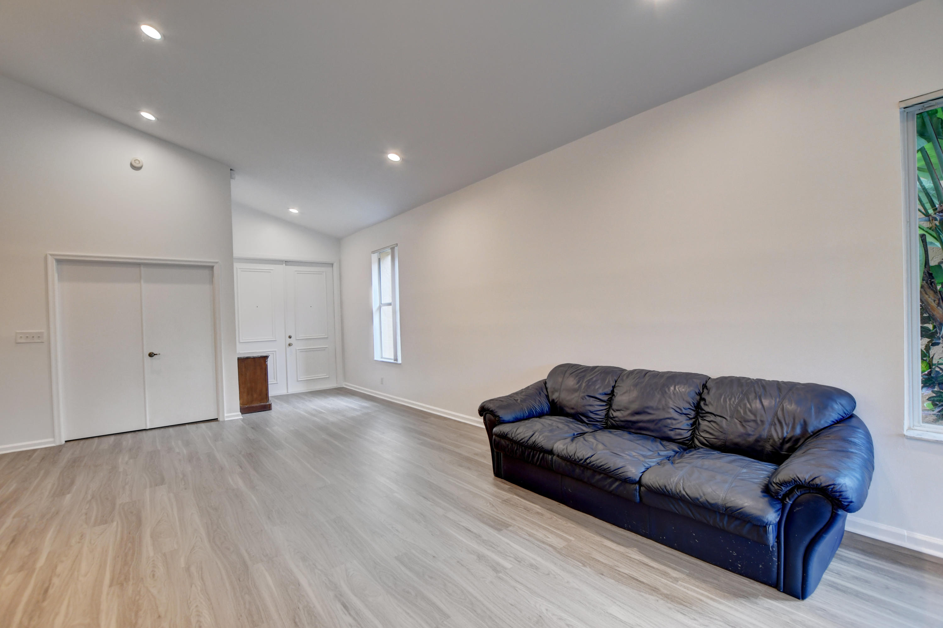 17240 Hampton Boulevard Boca Raton, FL 33496 - Photo 6 of 57 08_ebf_1966and4more