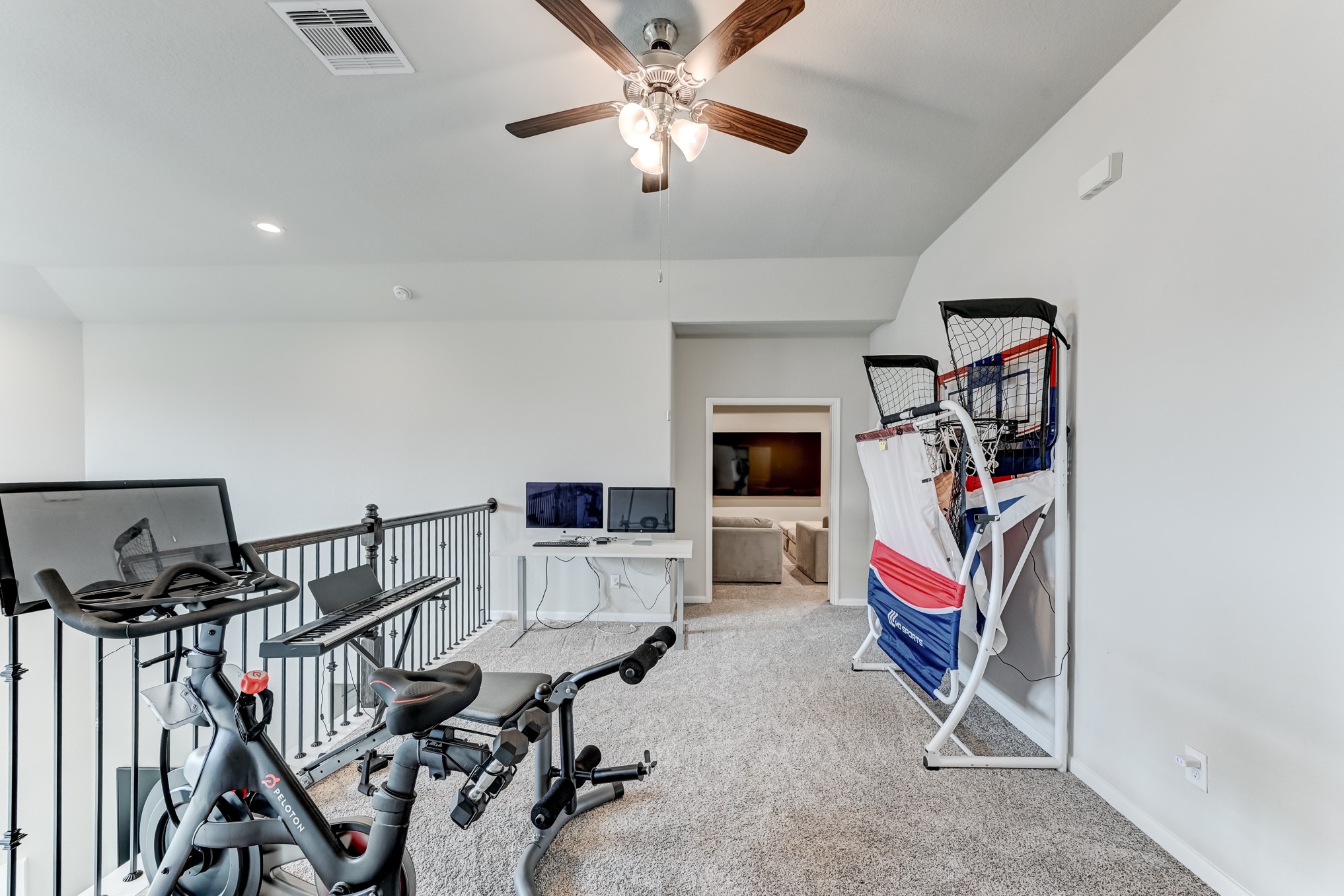 5806 Metaphor Way Rosenberg, TX 77469 - Photo 41 of 50 a view of a room with gym equipment