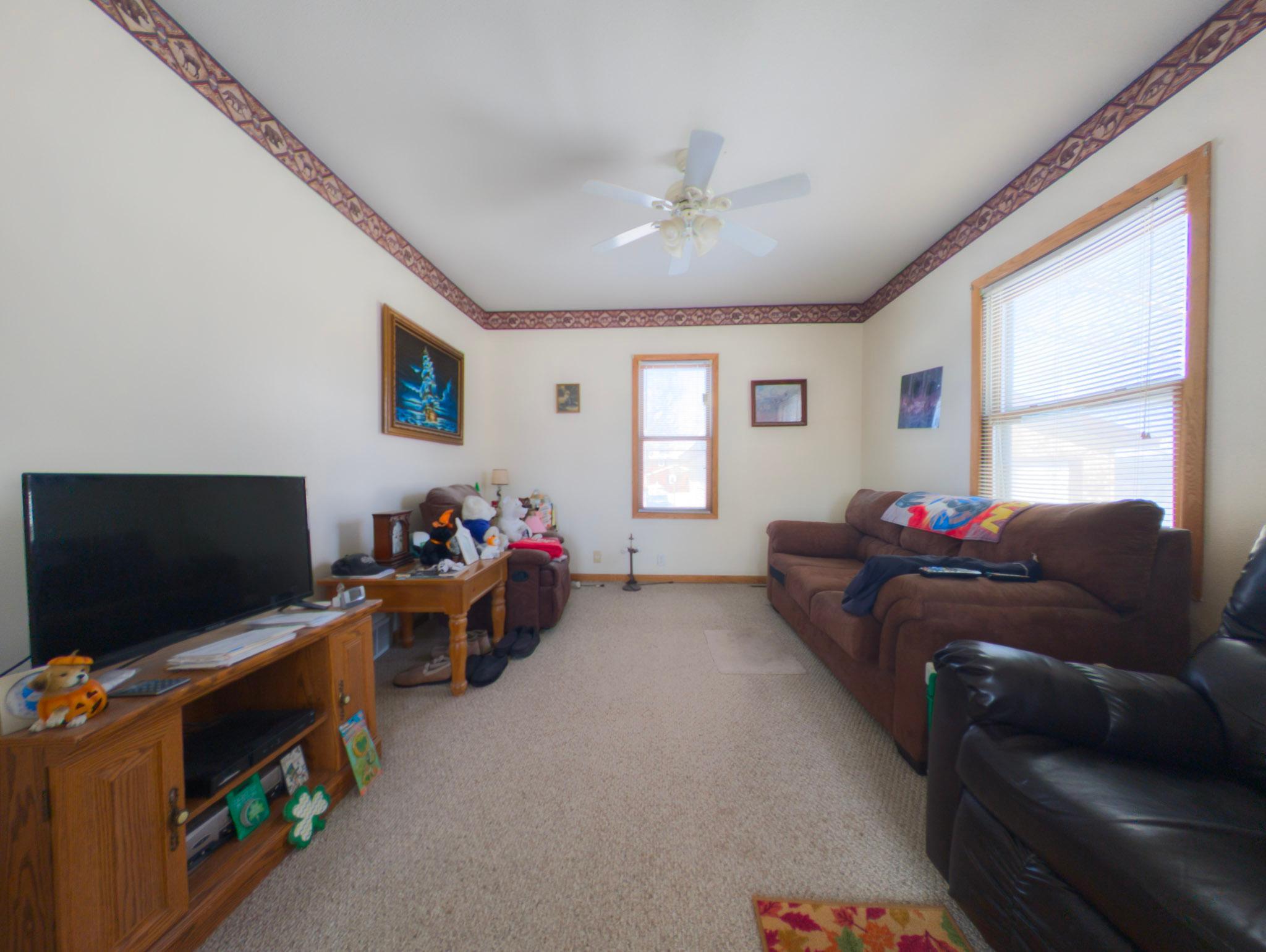 323 3rd Avenue Northwest Perham, MN 56573 - Photo 5 of 22