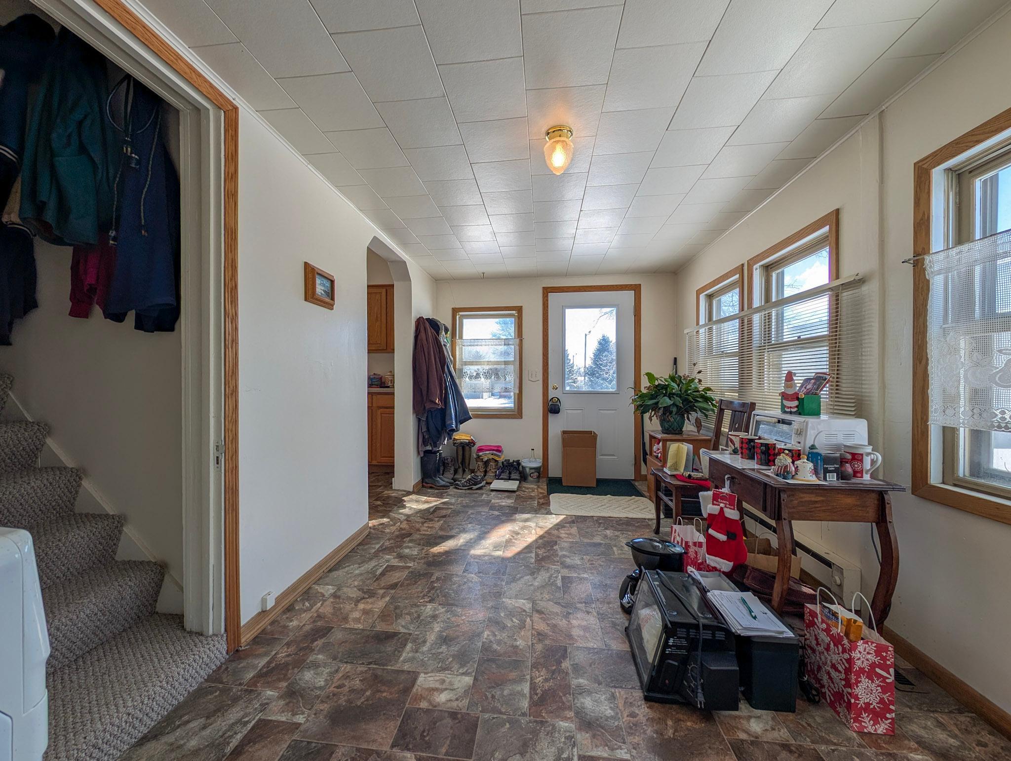 323 3rd Avenue Northwest Perham, MN 56573 - Photo 6 of 22