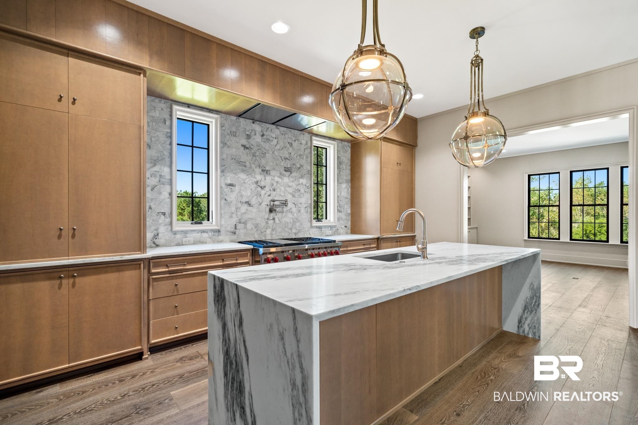 210 Castlands Court Fairhope, AL 36532 - Photo 15 of 50 Center Island with Breakf