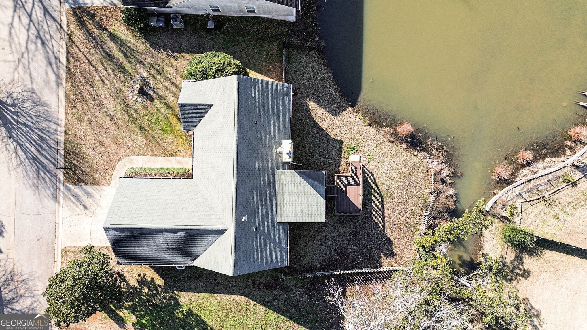 310 Turtle Pointe Drive Carrollton, GA 30116 - Photo 29 of 32 an aerial view of a house having outdoor space