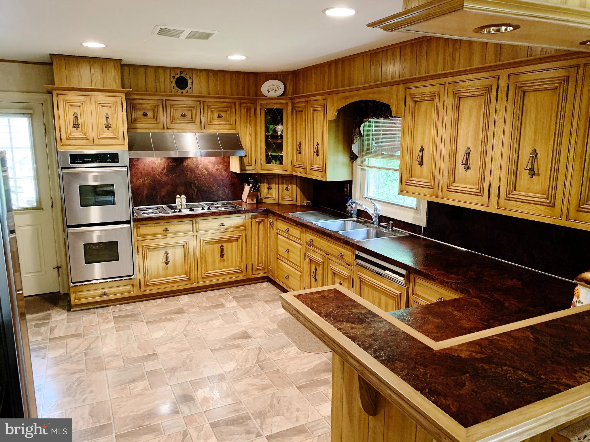 232 Landis Valley Road Lititz, PA 17543 - Photo 5 of 47