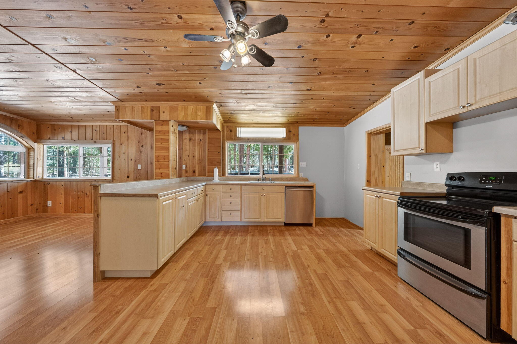 7682 Brokeoff Meadows Road Shingletown, CA 96088 - Photo 12 of 64 Kitchen