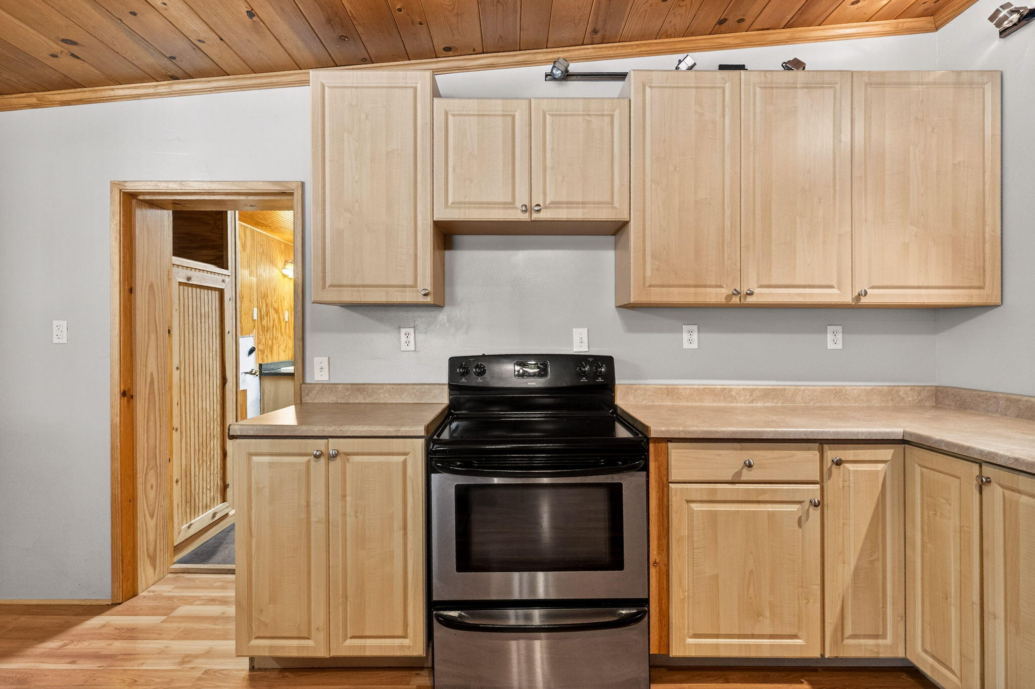 7682 Brokeoff Meadows Road Shingletown, CA 96088 - Photo 13 of 64 Kitchen