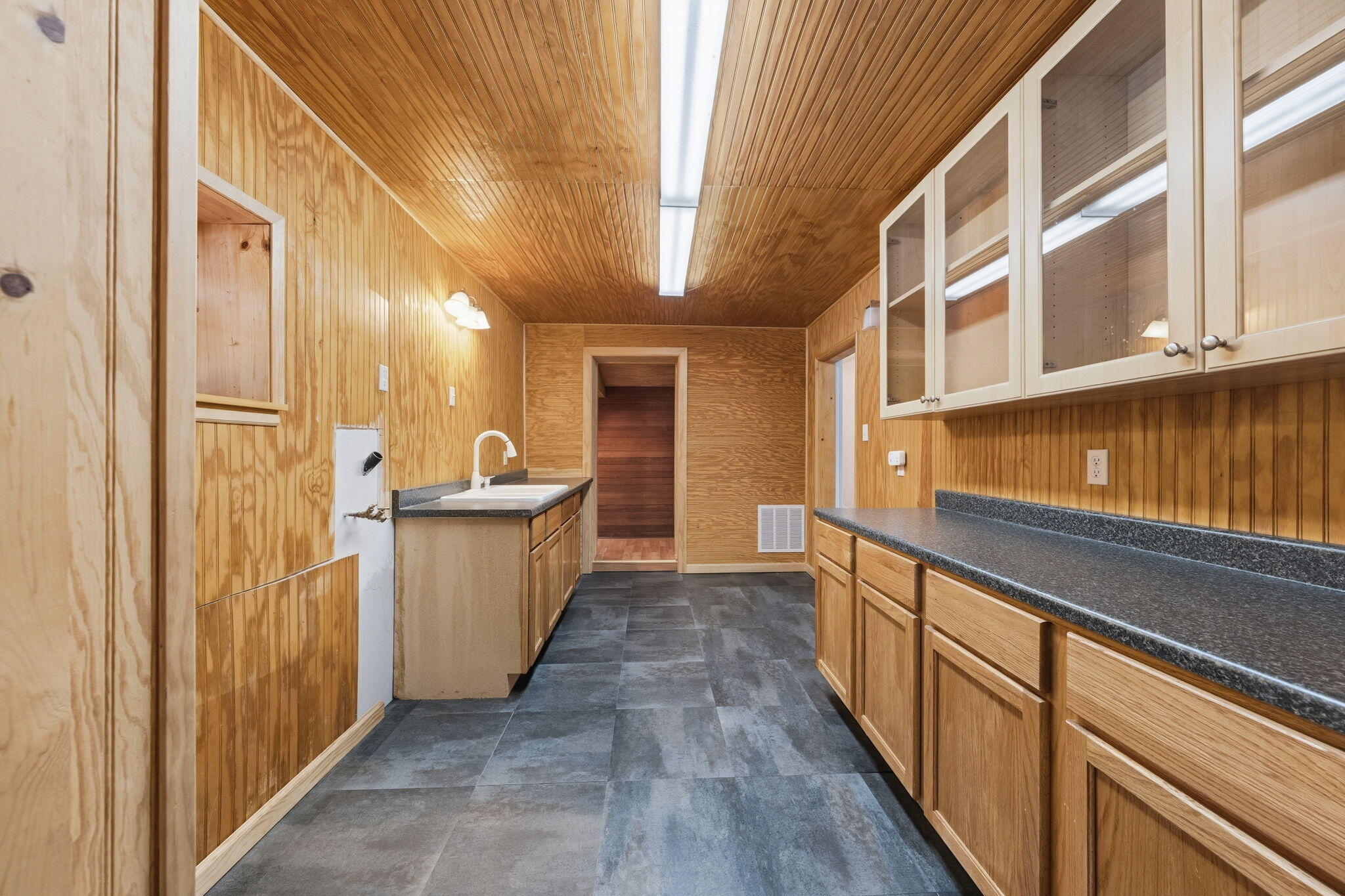 7682 Brokeoff Meadows Road Shingletown, CA 96088 - Photo 29 of 64 Laundry Room & Pantry