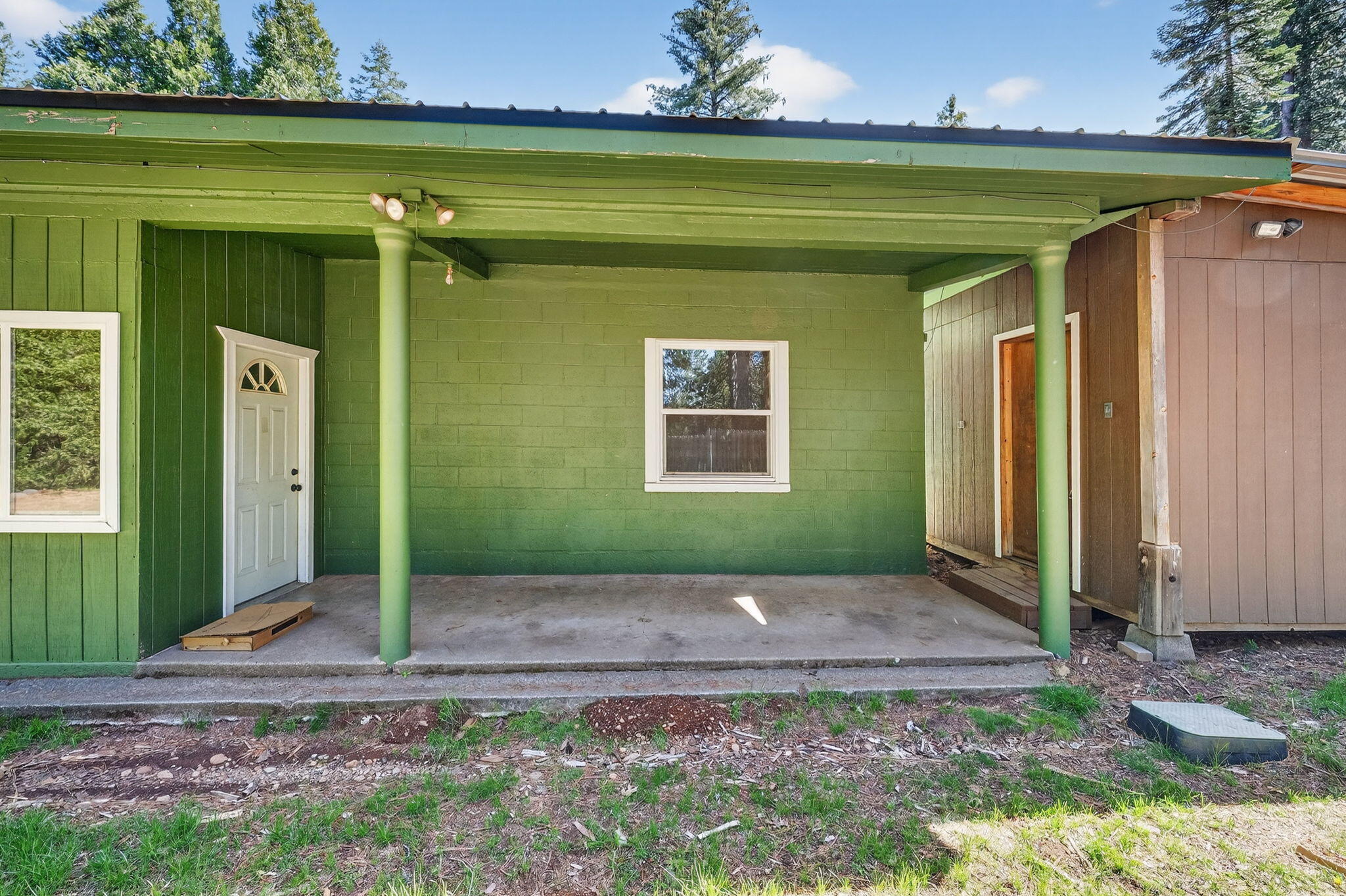 7682 Brokeoff Meadows Road Shingletown, CA 96088 - Photo 37 of 64 Covered Back patio
