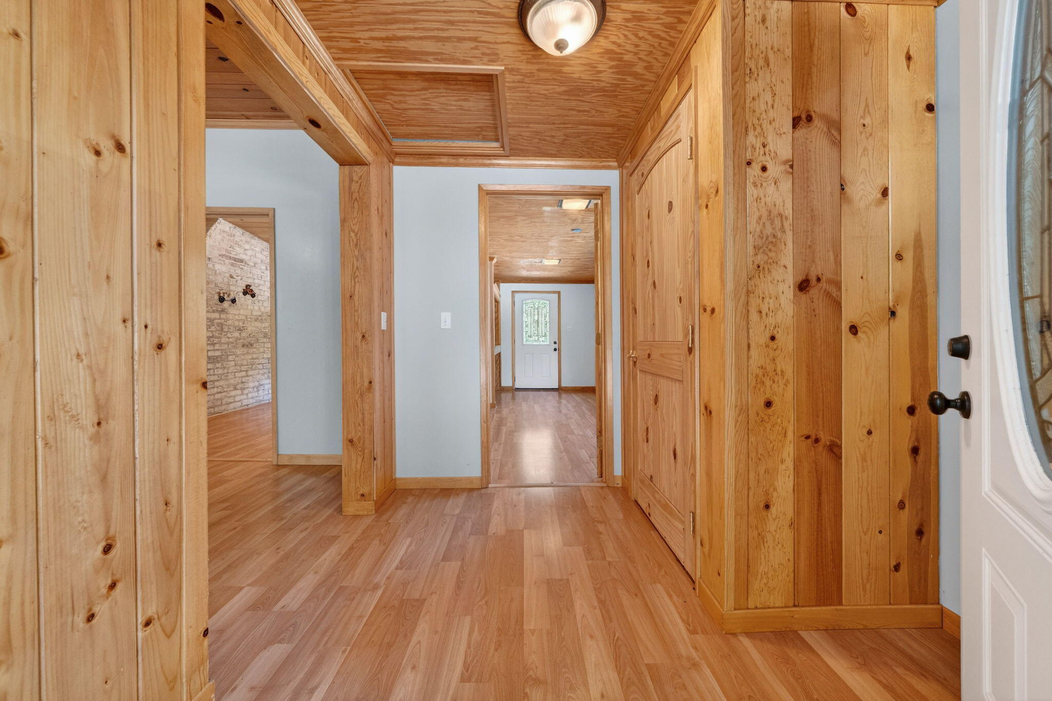 7682 Brokeoff Meadows Road Shingletown, CA 96088 - Photo 7 of 64 Entry & Bonus Room