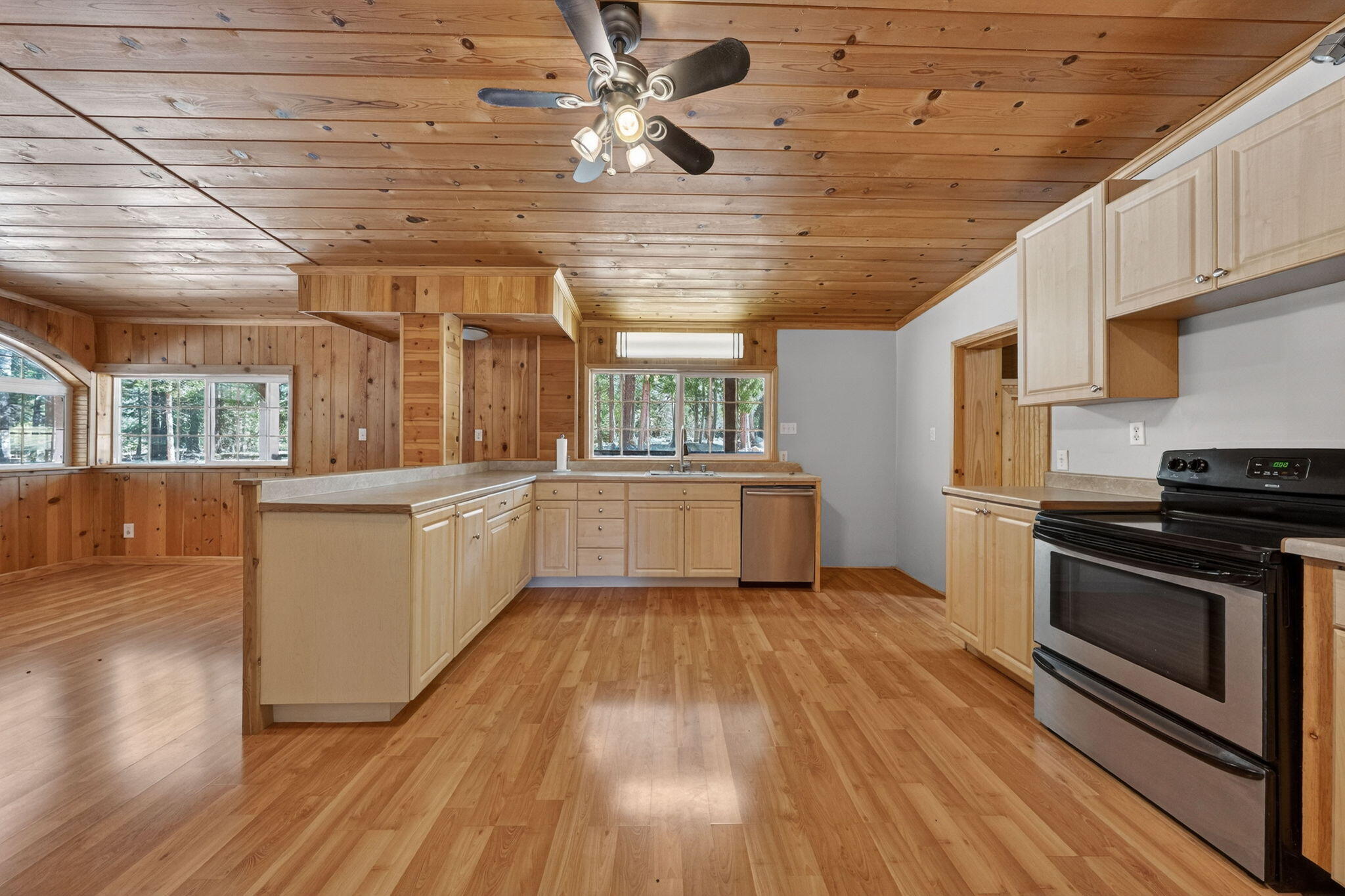 7682 Brokeoff Meadows Road Shingletown, CA 96088 - Photo 10 of 61 Kitchen
