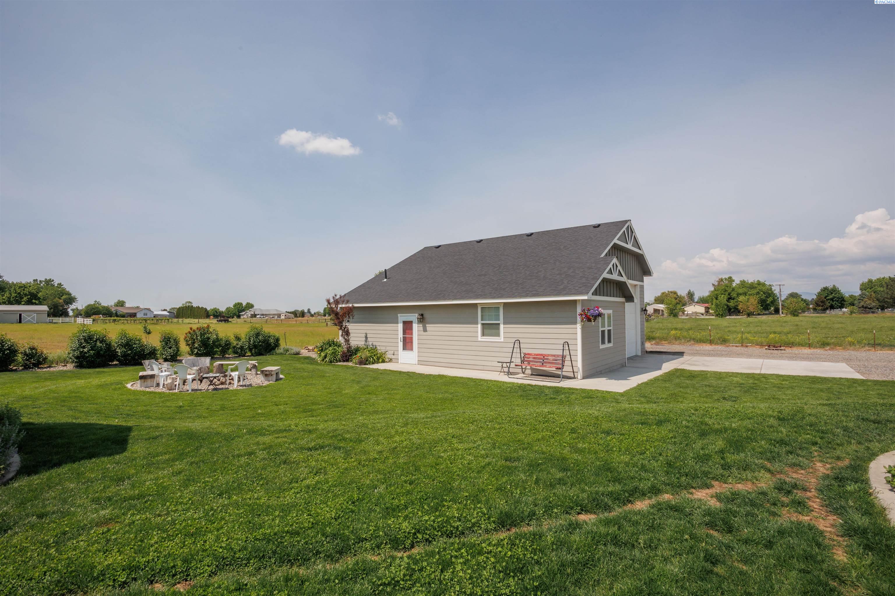 11608 North Griffin Road Grandview, WA 98930 - Photo 27 of 45 Gallery Image 27