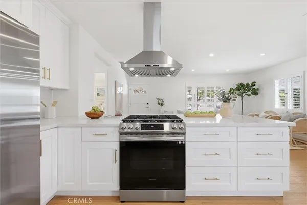 $1,649,000 | 2720 Spreckels Lane, Redondo Beach, CA 90278