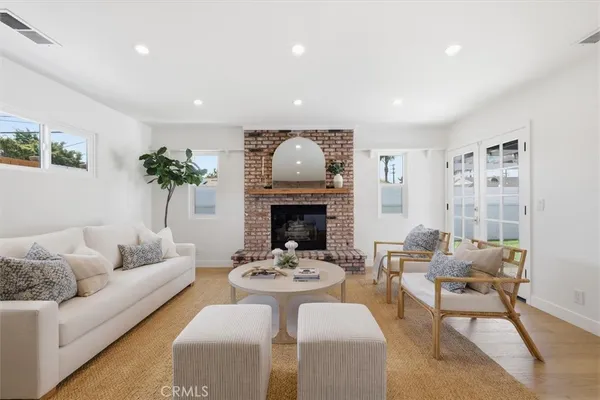 $1,649,000 | 2720 Spreckels Lane, Redondo Beach, CA 90278