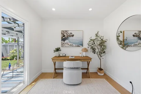 $1,649,000 | 2720 Spreckels Lane, Redondo Beach, CA 90278