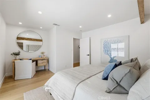 $1,649,000 | 2720 Spreckels Lane, Redondo Beach, CA 90278
