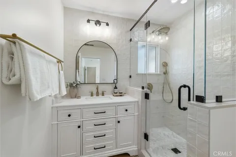 $1,649,000 | 2720 Spreckels Lane, Redondo Beach, CA 90278