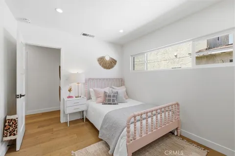 $1,649,000 | 2720 Spreckels Lane, Redondo Beach, CA 90278