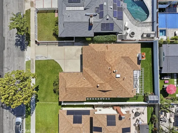 $1,649,000 | 2720 Spreckels Lane, Redondo Beach, CA 90278
