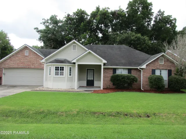 $209,900 | 112 Cheshire Circle, Lafayette, LA 70506