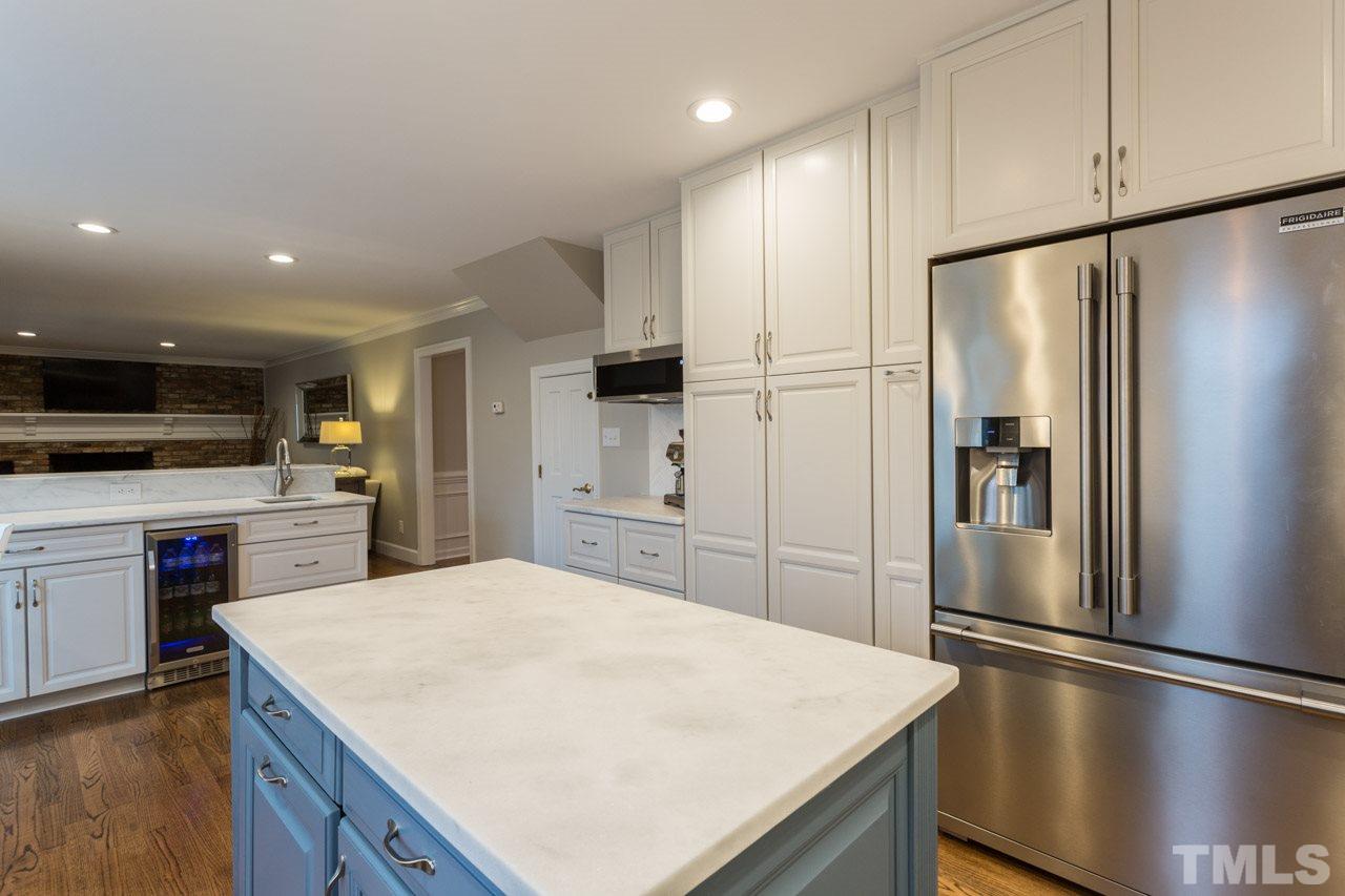 712 Lanham Place Raleigh, NC 27615 - Photo 8 of 30
