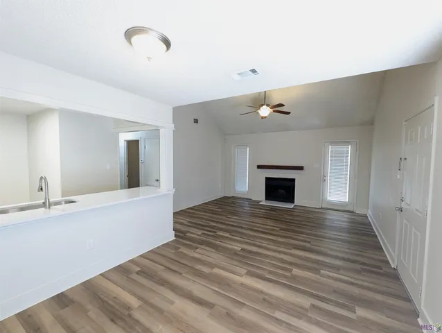 $1,395 | 11011 Cal Road, Unit 88, St. George, LA 70809