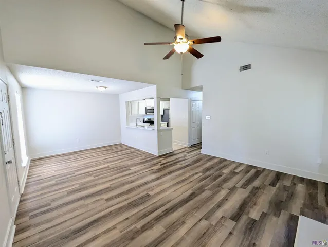 $1,395 | 11011 Cal Road, Unit 88, St. George, LA 70809