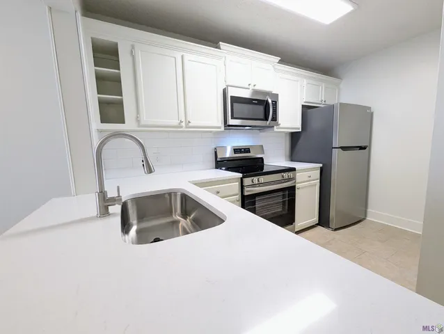 $1,395 | 11011 Cal Road, Unit 88, St. George, LA 70809