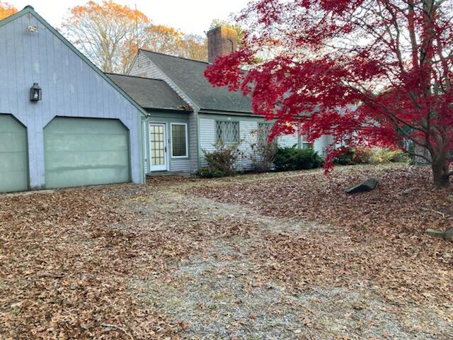 327 Elliott Road Centerville, MA 02632 - Photo 1 of 10 front house fitch