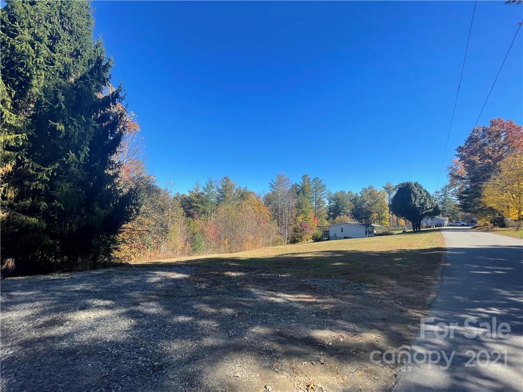 9999 Sharon Ridge Road Fairview, NC 28730 - Photo 8 of 10 Gallery Image 8