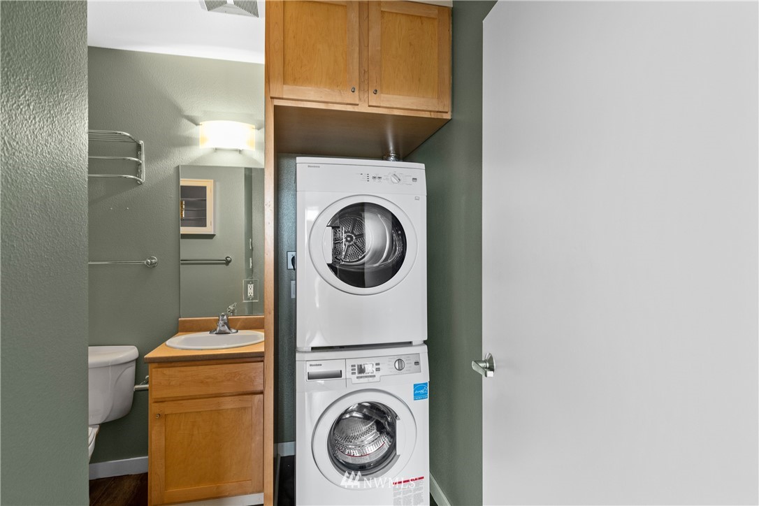 303 23rd Avenue South, Unit 310 Seattle, WA 98144 - Photo 14 of 37