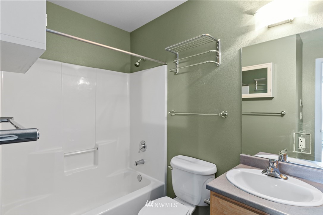 303 23rd Avenue South, Unit 310 Seattle, WA 98144 - Photo 15 of 37