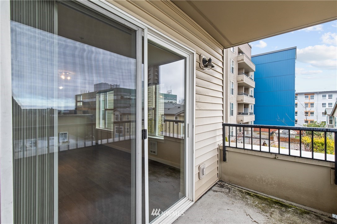 303 23rd Avenue South, Unit 310 Seattle, WA 98144 - Photo 18 of 37
