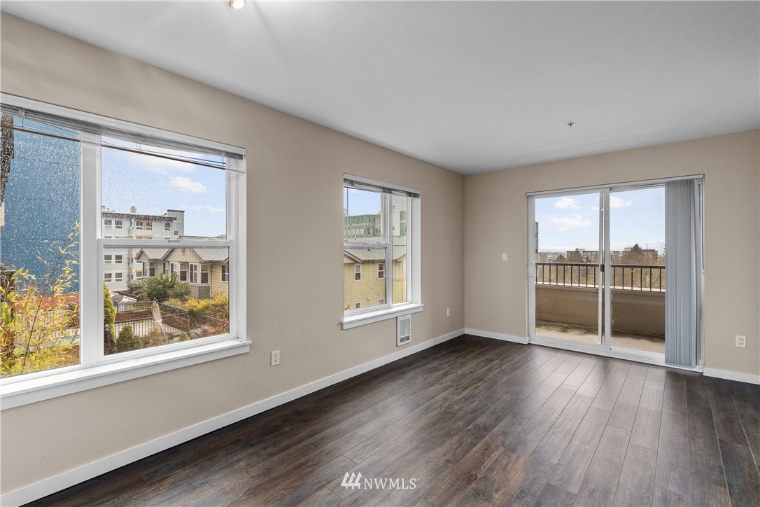 303 23rd Avenue South, Unit 310 Seattle, WA 98144 - Photo 21 of 37