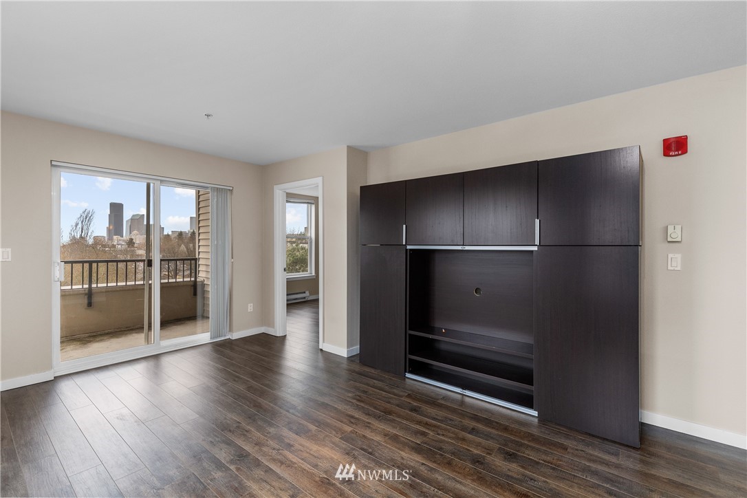 303 23rd Avenue South, Unit 310 Seattle, WA 98144 - Photo 22 of 37