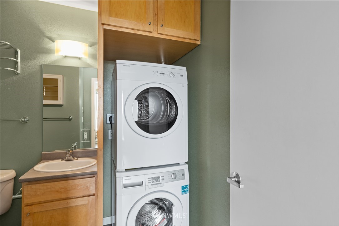 303 23rd Avenue South, Unit 310 Seattle, WA 98144 - Photo 34 of 37