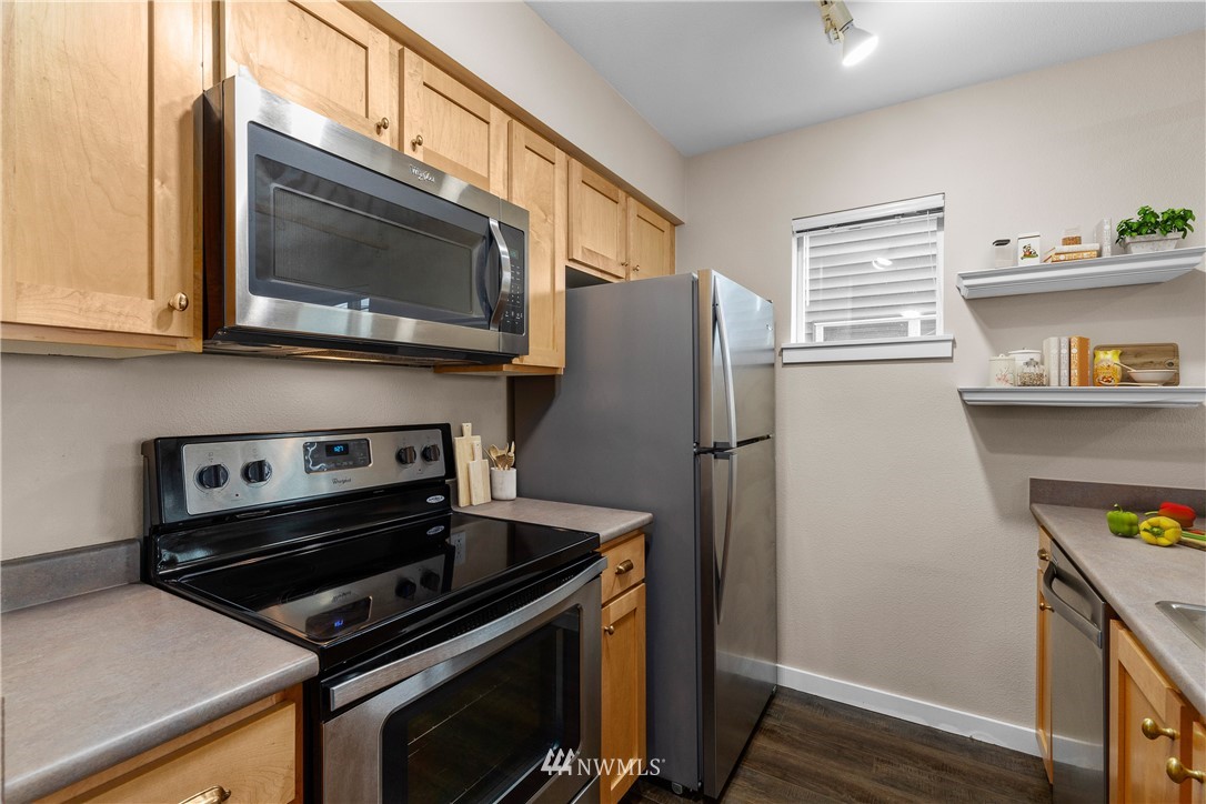 303 23rd Avenue South, Unit 310 Seattle, WA 98144 - Photo 9 of 37