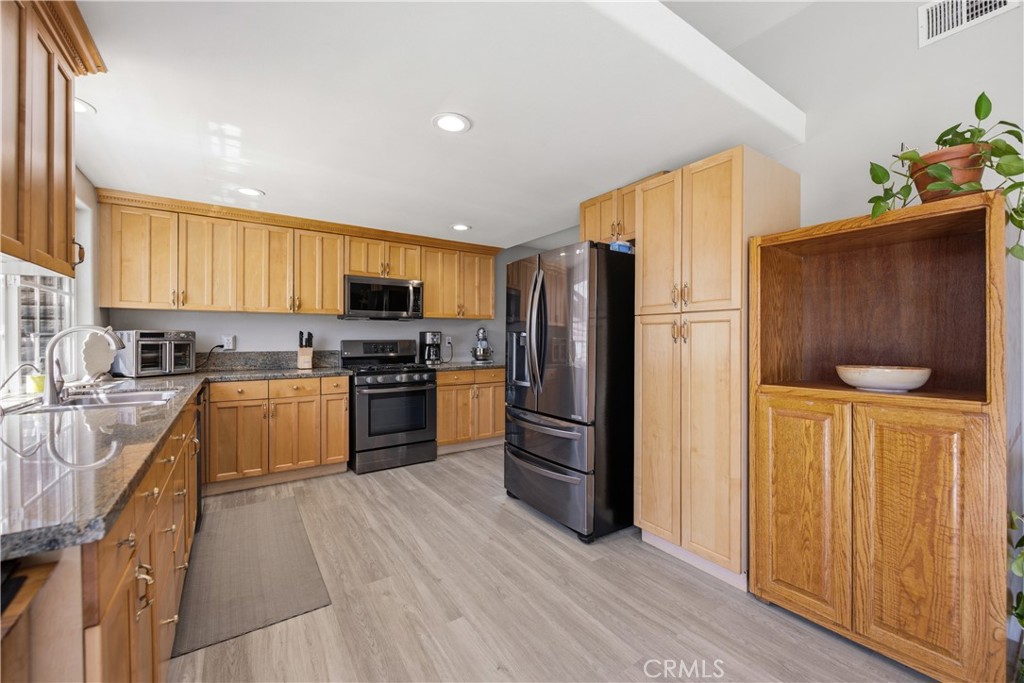 4215 Colibri Court Moorpark, CA 93021 - Photo 36 of 111
