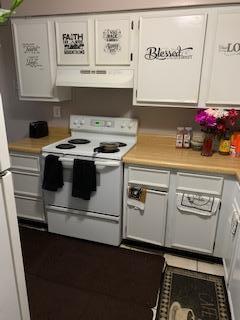 6010 Indrio Road, Unit D3 Fort Pierce, FL 34951 - Photo 3 of 4 6010 - KITCHEN