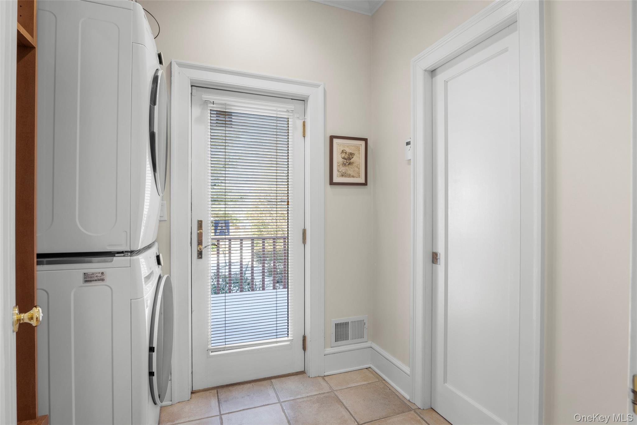 7 Poplar Road Larchmont, NY 10538 - Photo 21 of 46 a view of front door